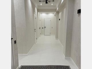 3-комн., 117 м², 2/7 этаж