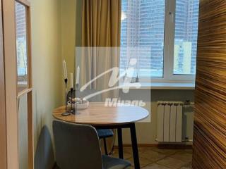 2-комн., 60 м², 10/10 этаж