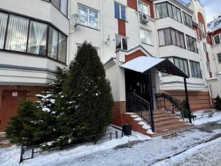 7-комн., 360 м², 3/5 этаж