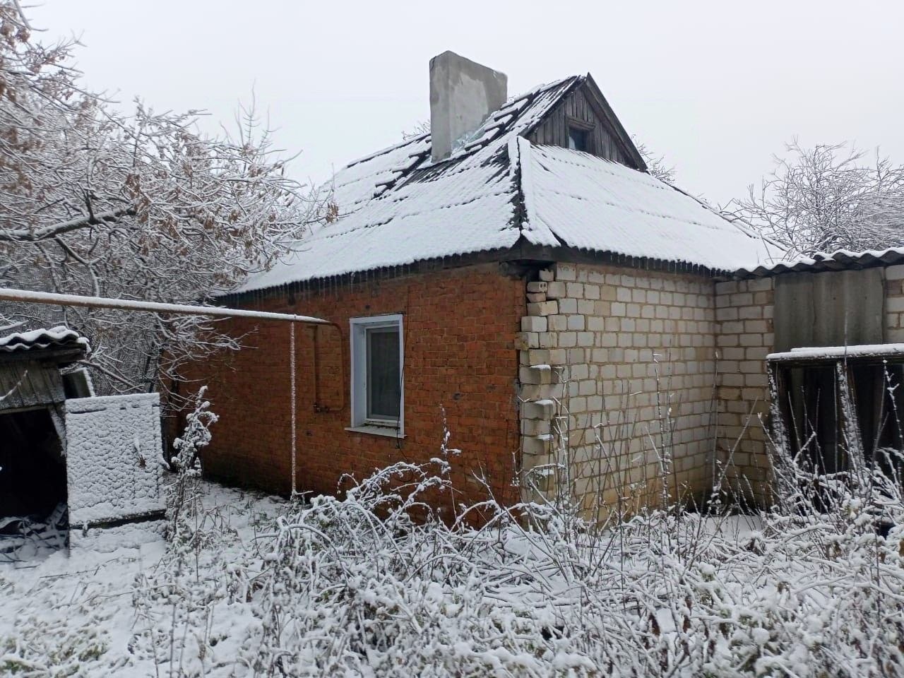 Купить дом в поселке Красная Заря в Краснозоренском районе в Орловской  области — 18 объявлений о продаже загородных домов на МирКвартир с ценами и  фото