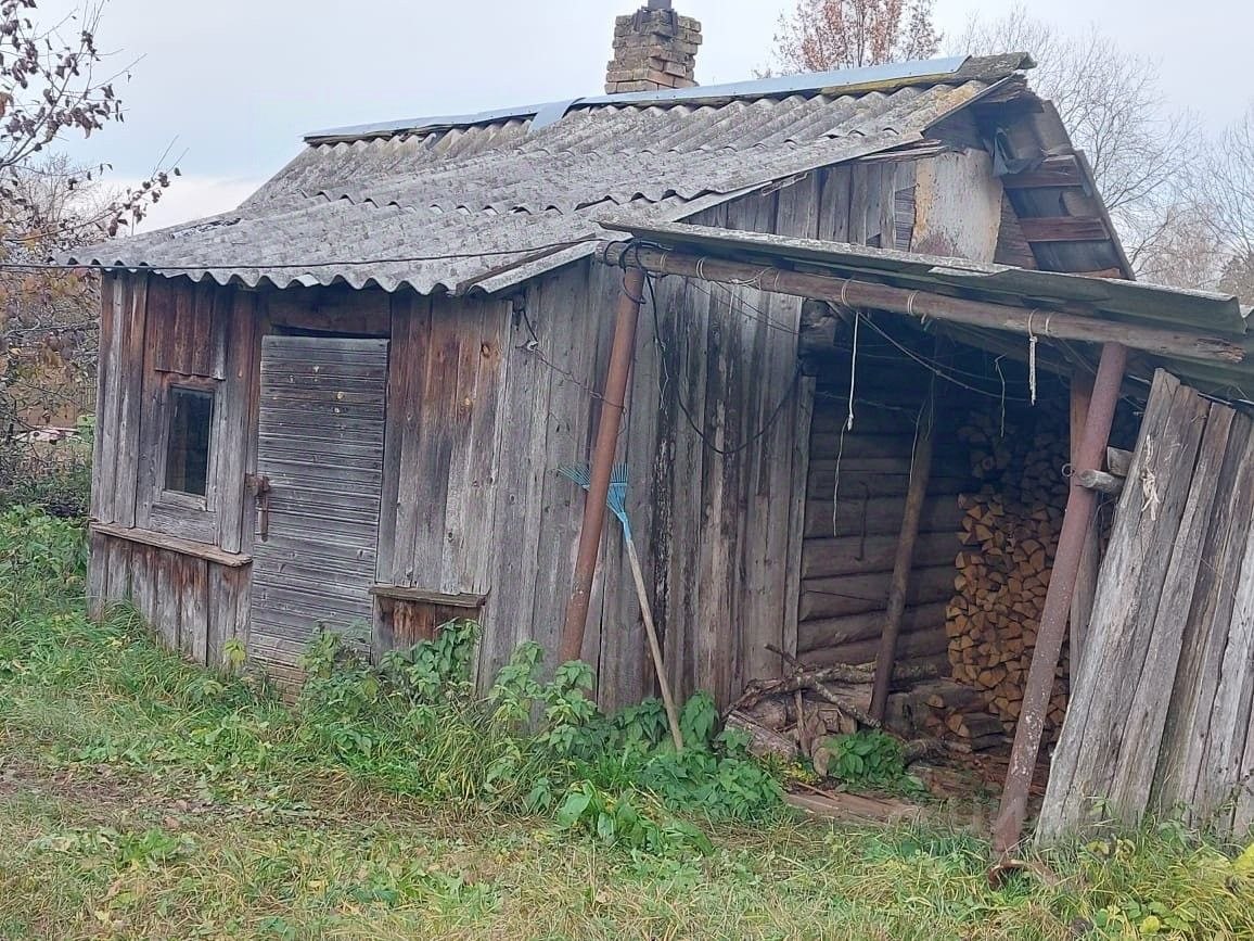 Купить дом на Центральной улице в деревне Брод в Лужском районе — 19  объявлений о продаже загородных домов на МирКвартир с ценами и фото