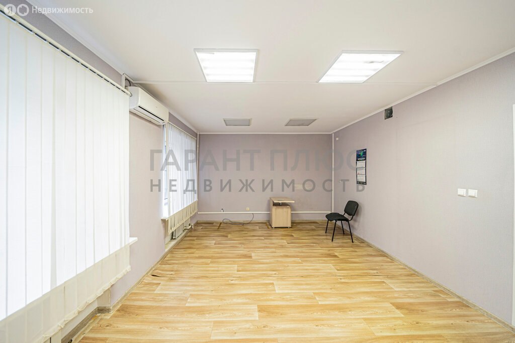 Офис, 280.3 м², 1/5 этаж