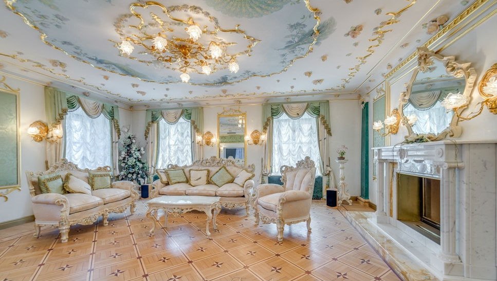 Анастасия Волочкова купила дом