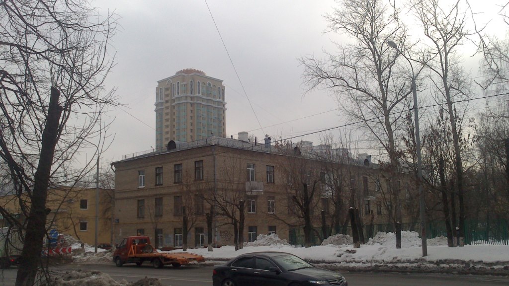 Трехэтажка на улице Фабрициуса. Предназначена под снос. Фото: Wikimapia