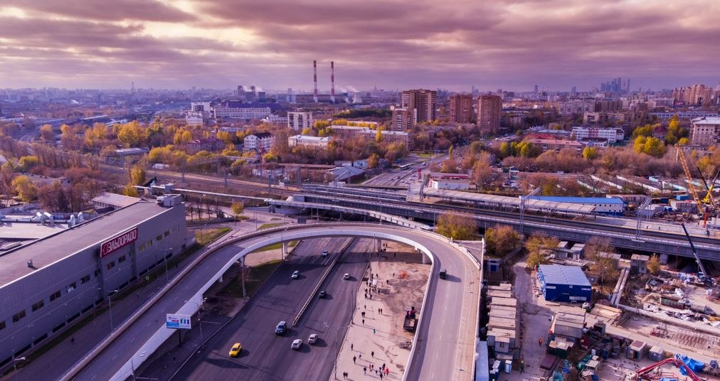 Нижегородский район обновляется едва ли не активней всех прочих районов столицы. Фото: pilothub.ru