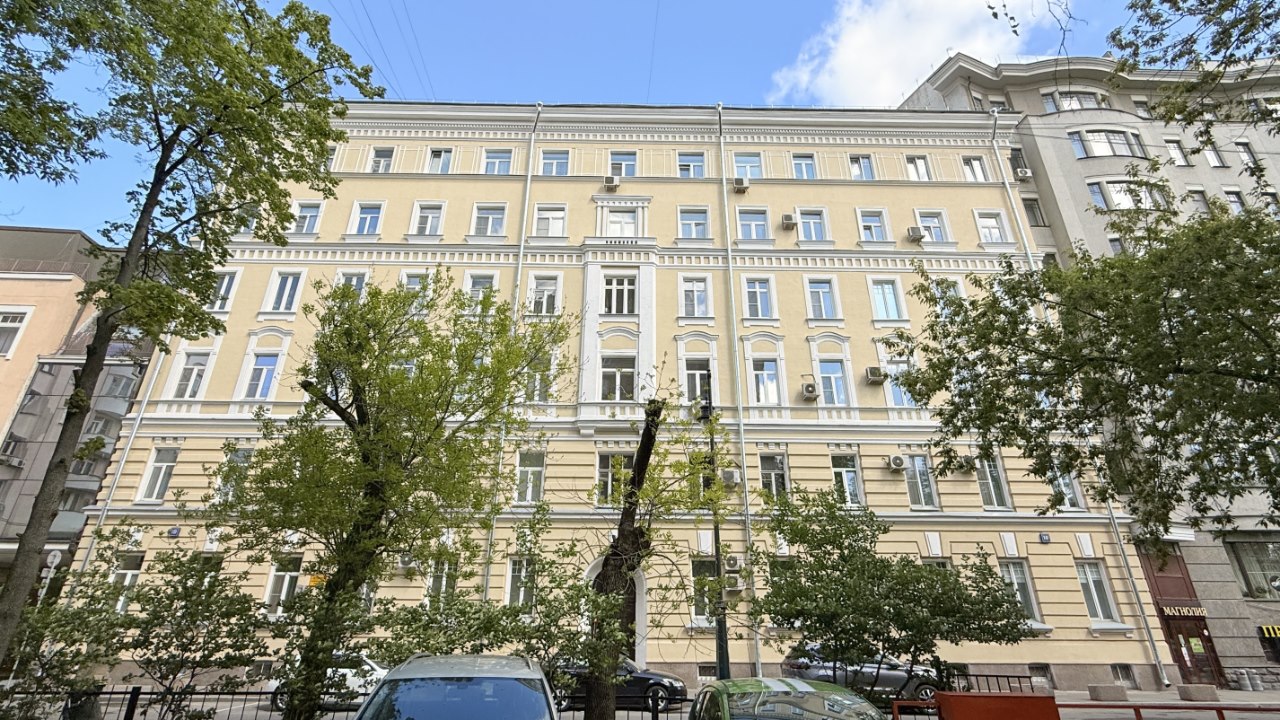 Психиатра Рыбакова, жившего в этом доме, часто посещали поэты Серебряного века. Фото: Мир Квартир